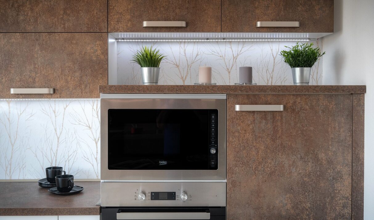 Is Microwave Food Really Dangerous for Your Health?