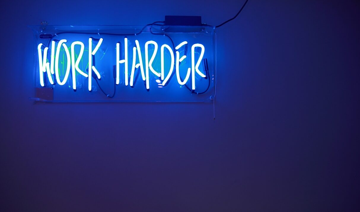 Does Blue Light Really Ruin Your Sleep and Your Brain?